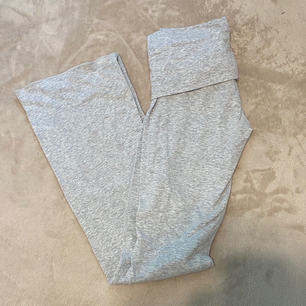 Skims fold over flare legging